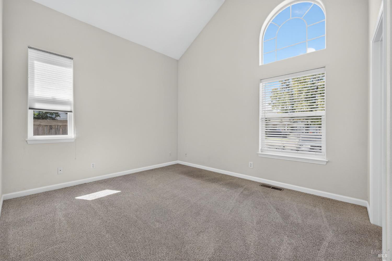 2038 Red Oak Circle