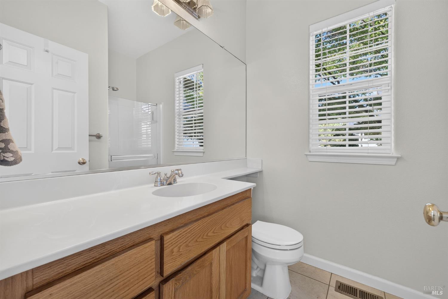 2038 Red Oak Circle