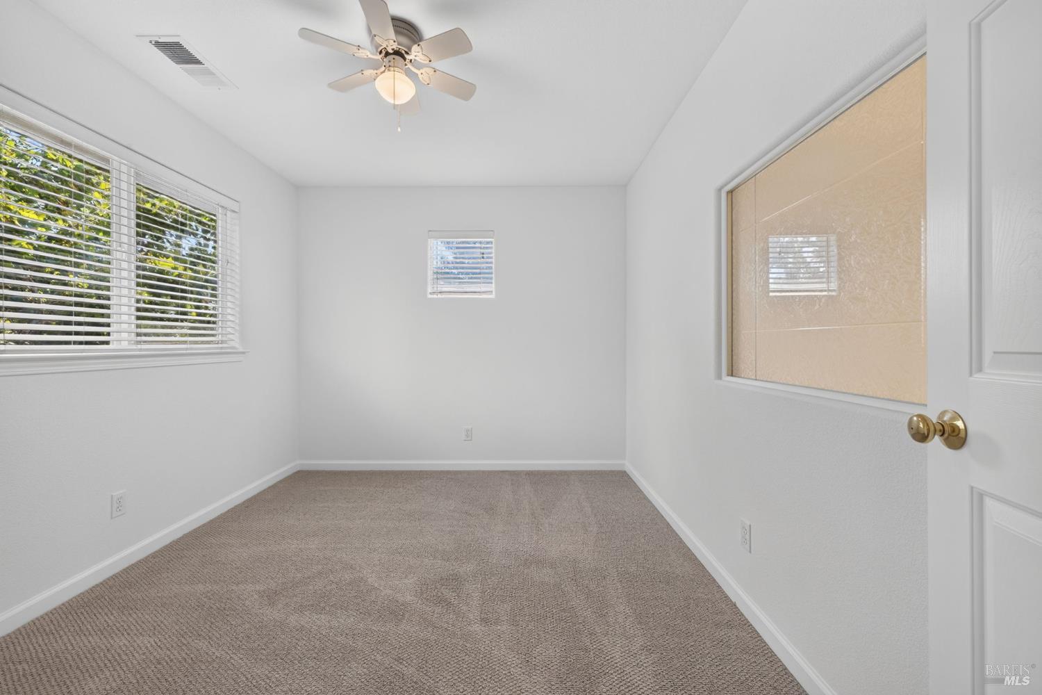 2038 Red Oak Circle