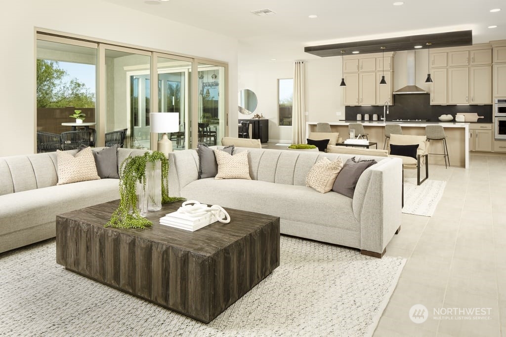 13816 127th Street NE Unit: 20-6