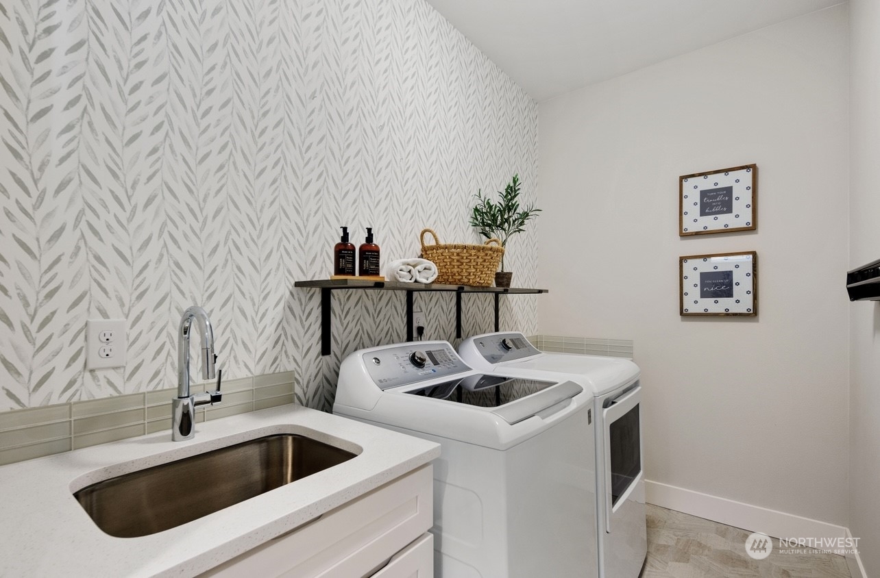 13343 Edmunds Parkway E