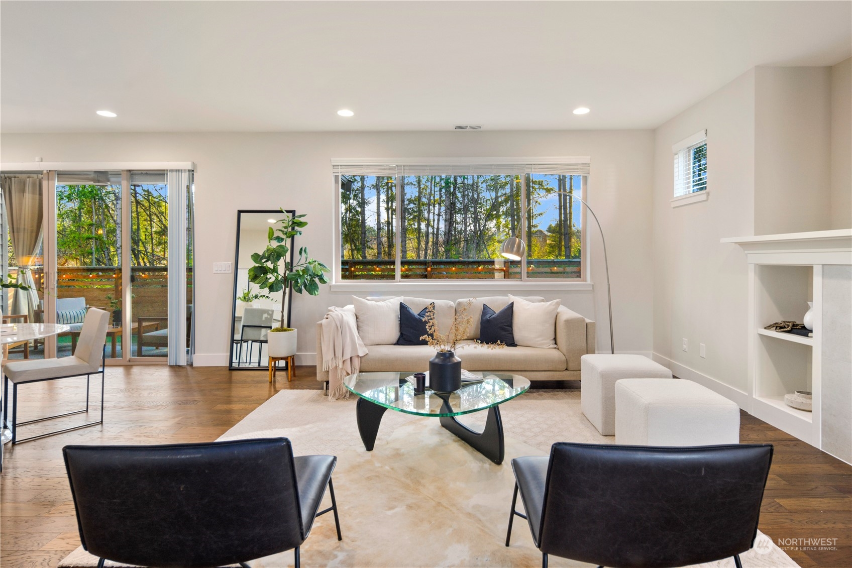 13343 Edmunds Parkway E