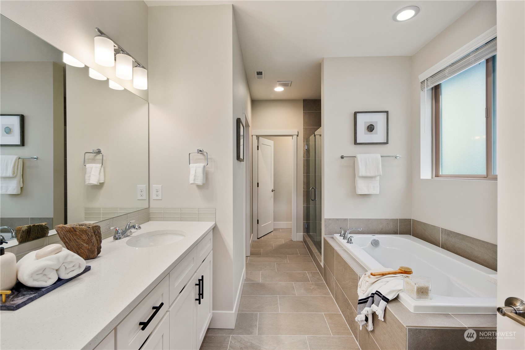 13343 Edmunds Parkway E