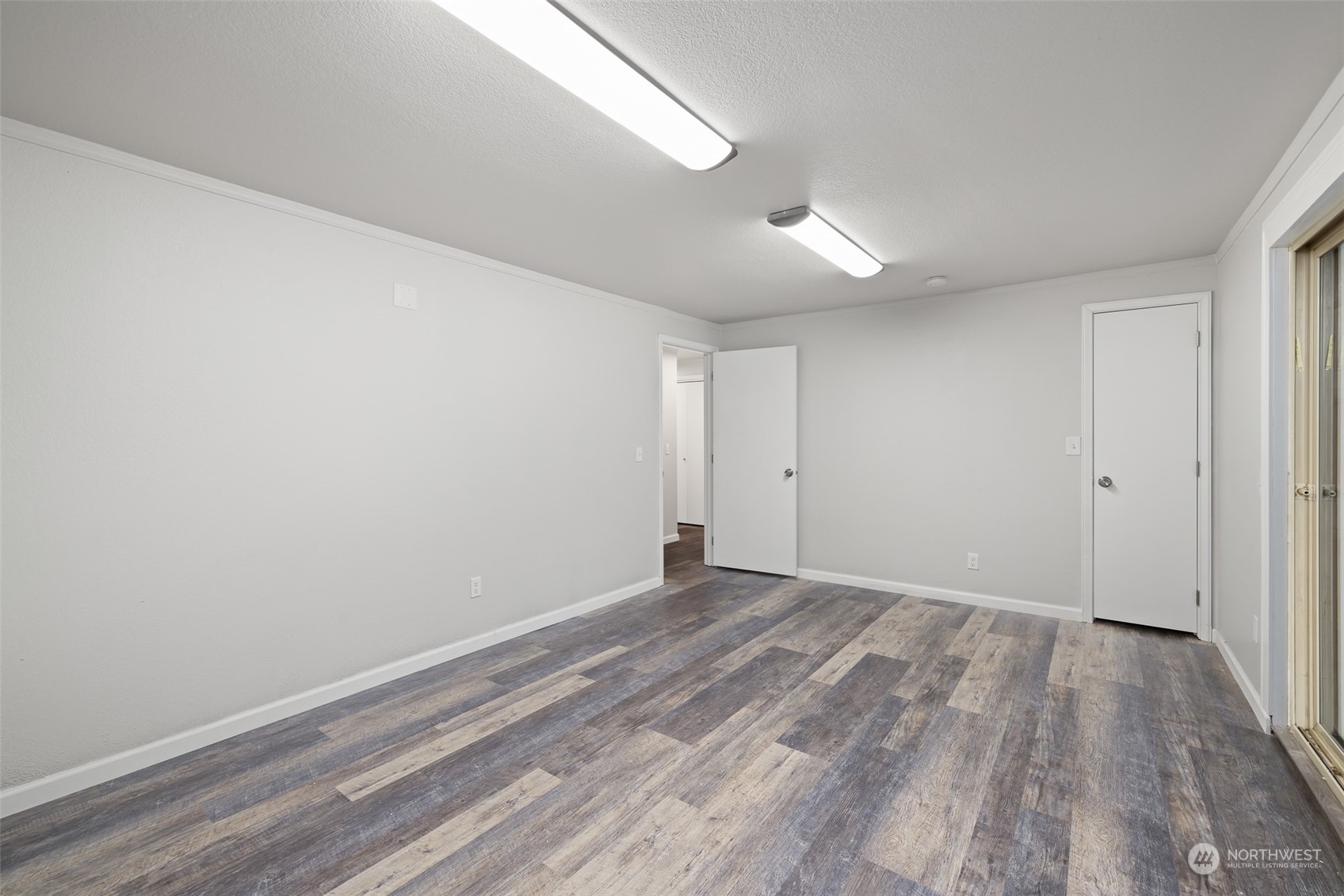 528 Farrington Road , -8600