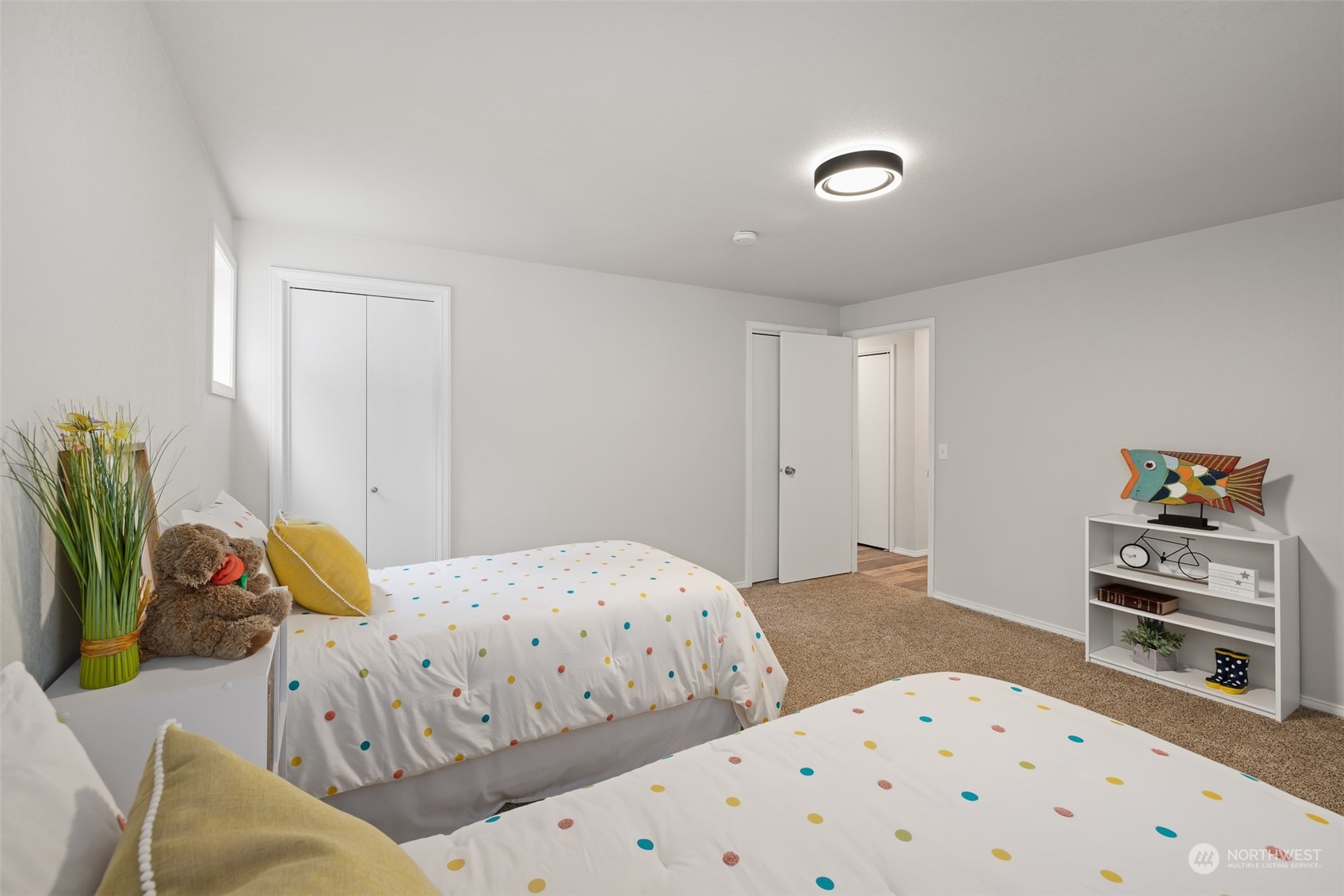 528 Farrington Road , -8600