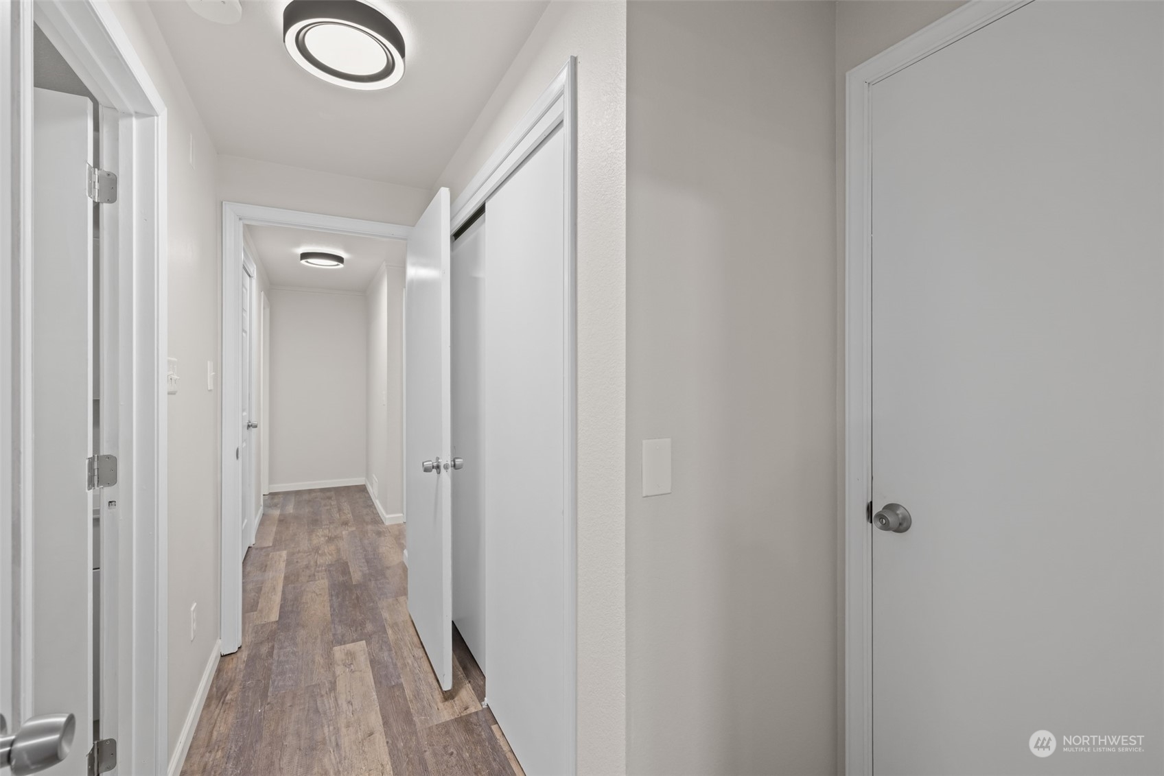 528 Farrington Road , -8600