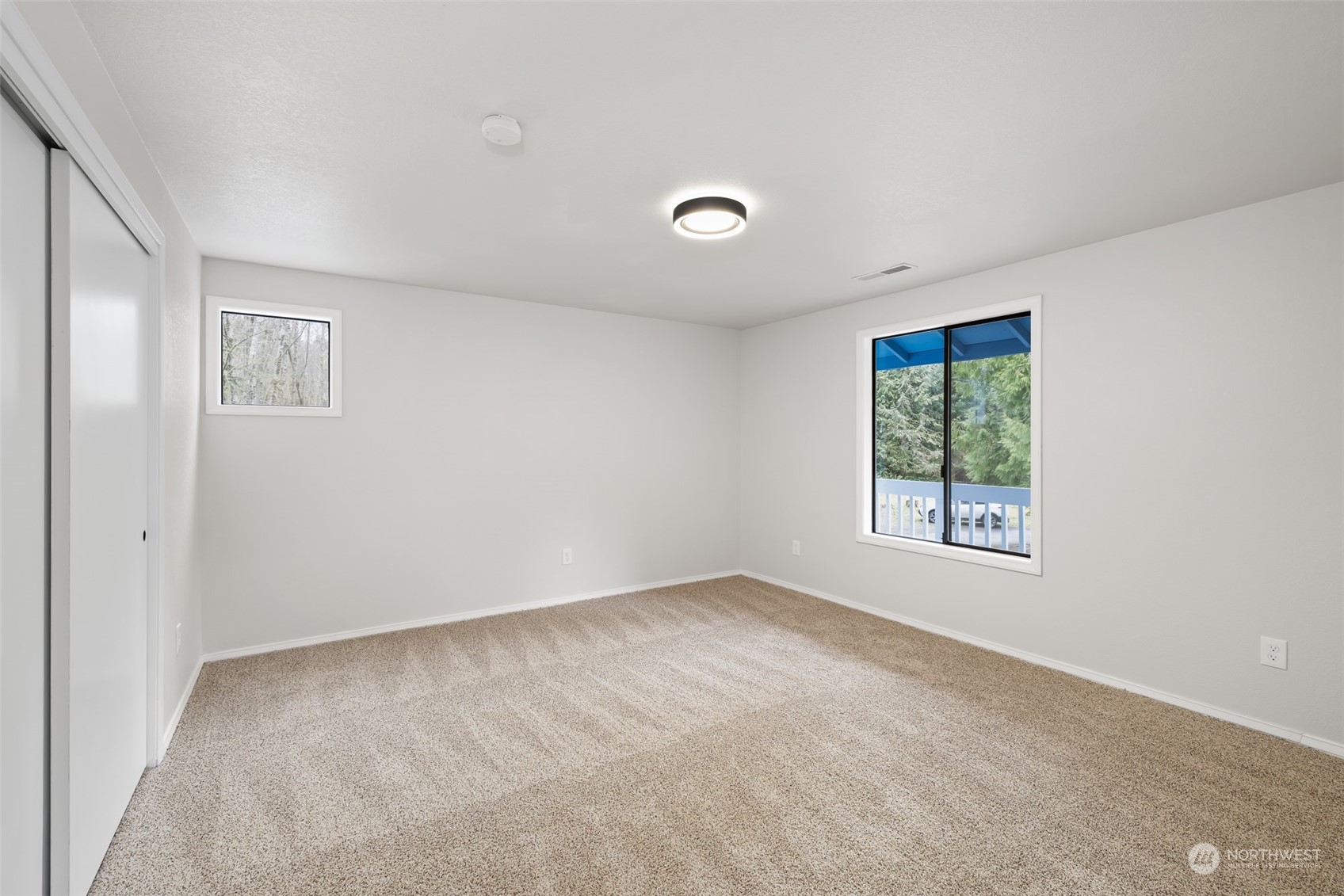 528 Farrington Road , -8600