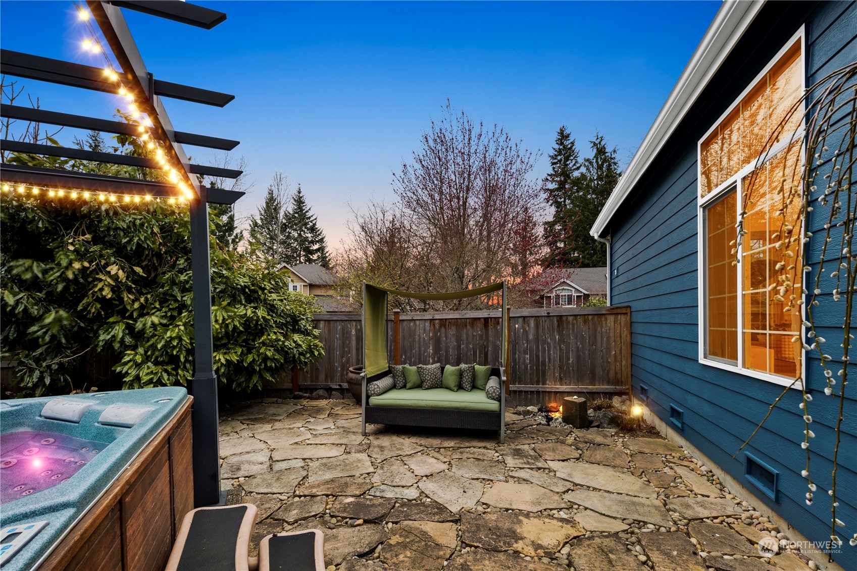 11208 42nd Avenue SE