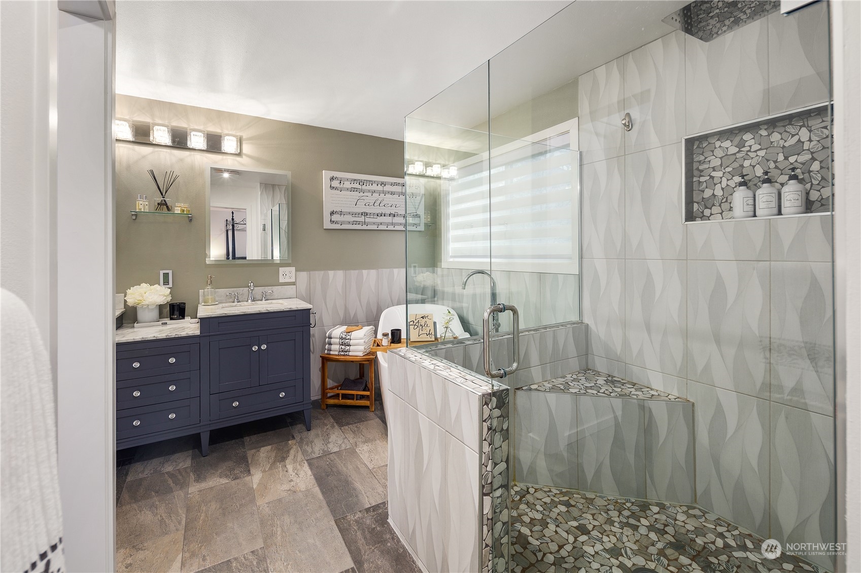 11208 42nd Avenue SE