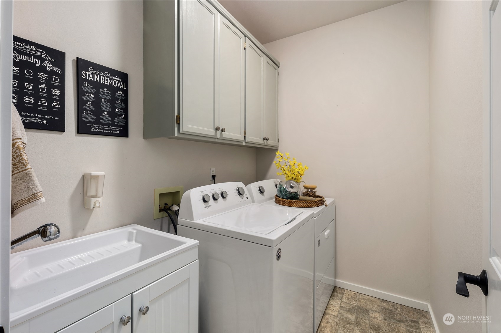 11208 42nd Avenue SE