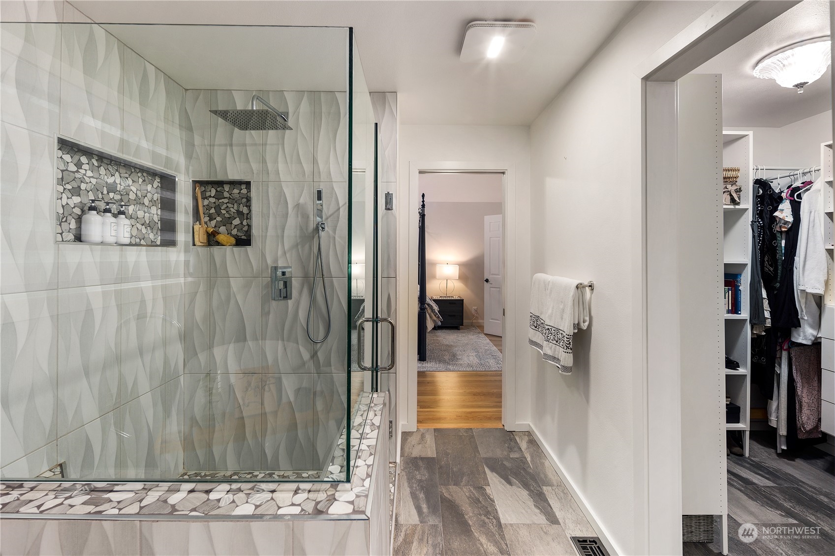 11208 42nd Avenue SE