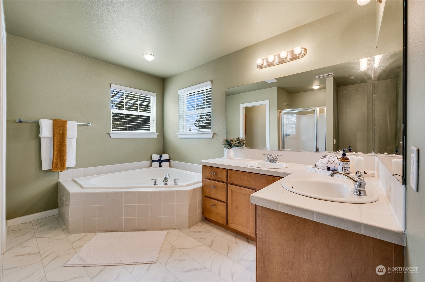 308 50th Street SE Unit: 84