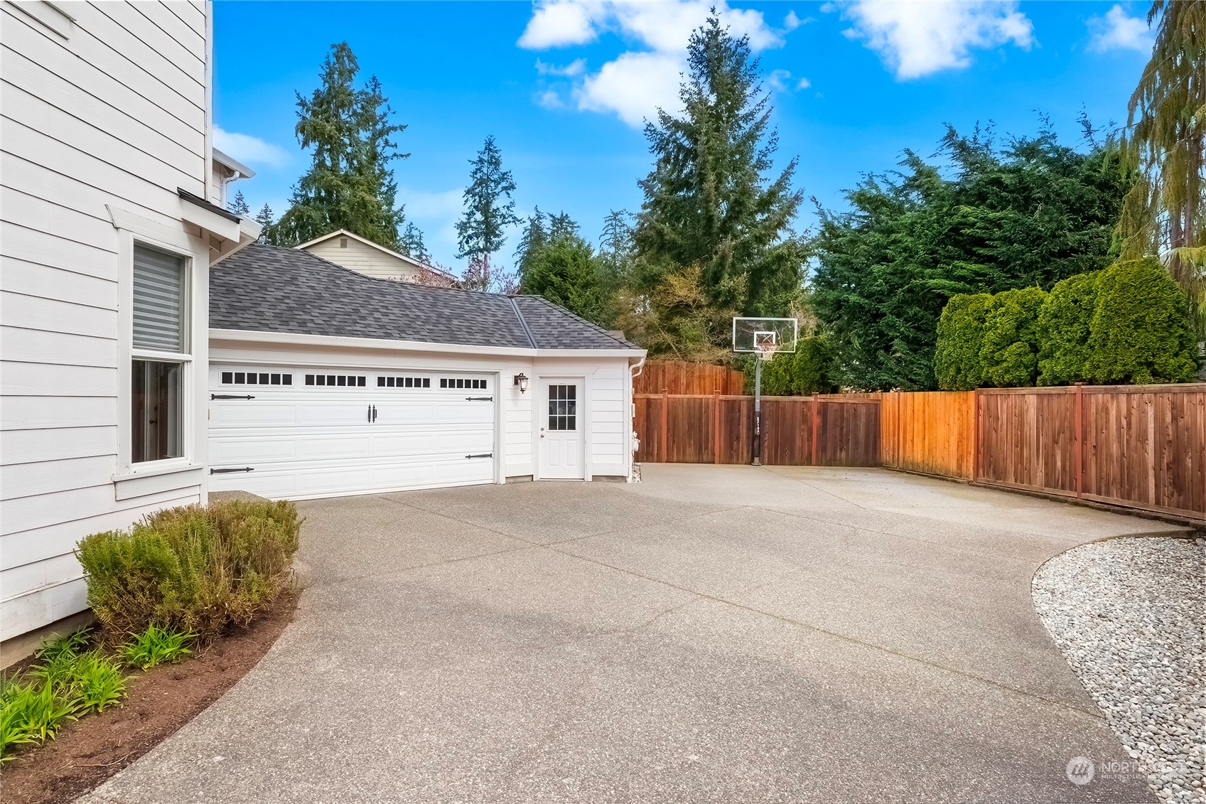 18717 33rd Avenue SE