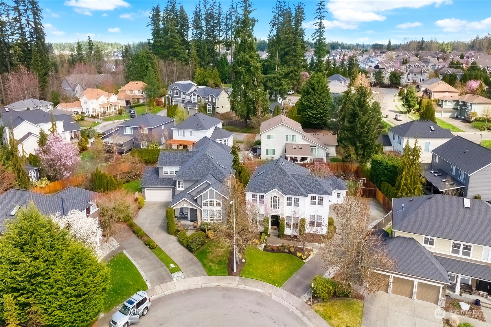 18717 33rd Avenue SE