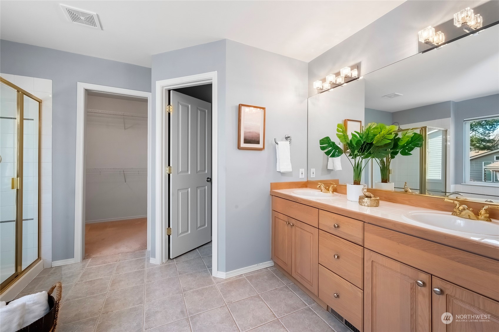 18717 33rd Avenue SE