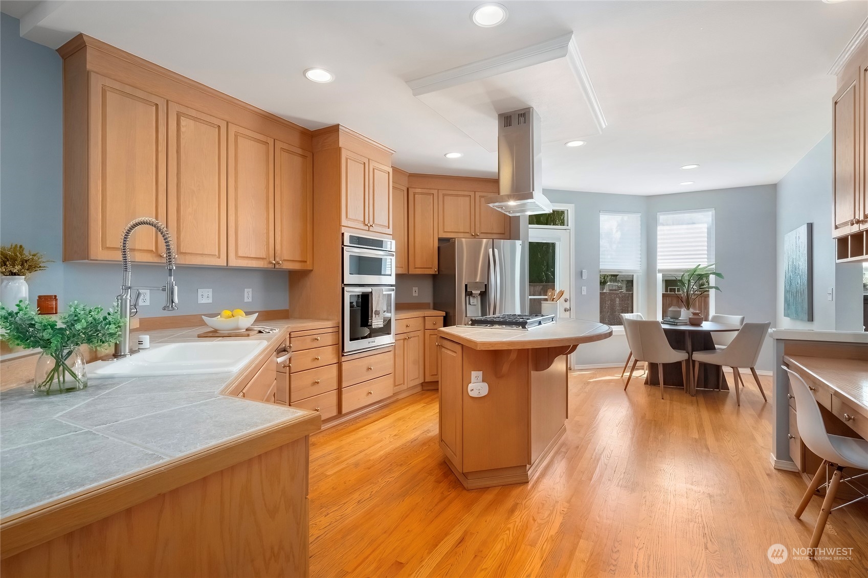 18717 33rd Avenue SE