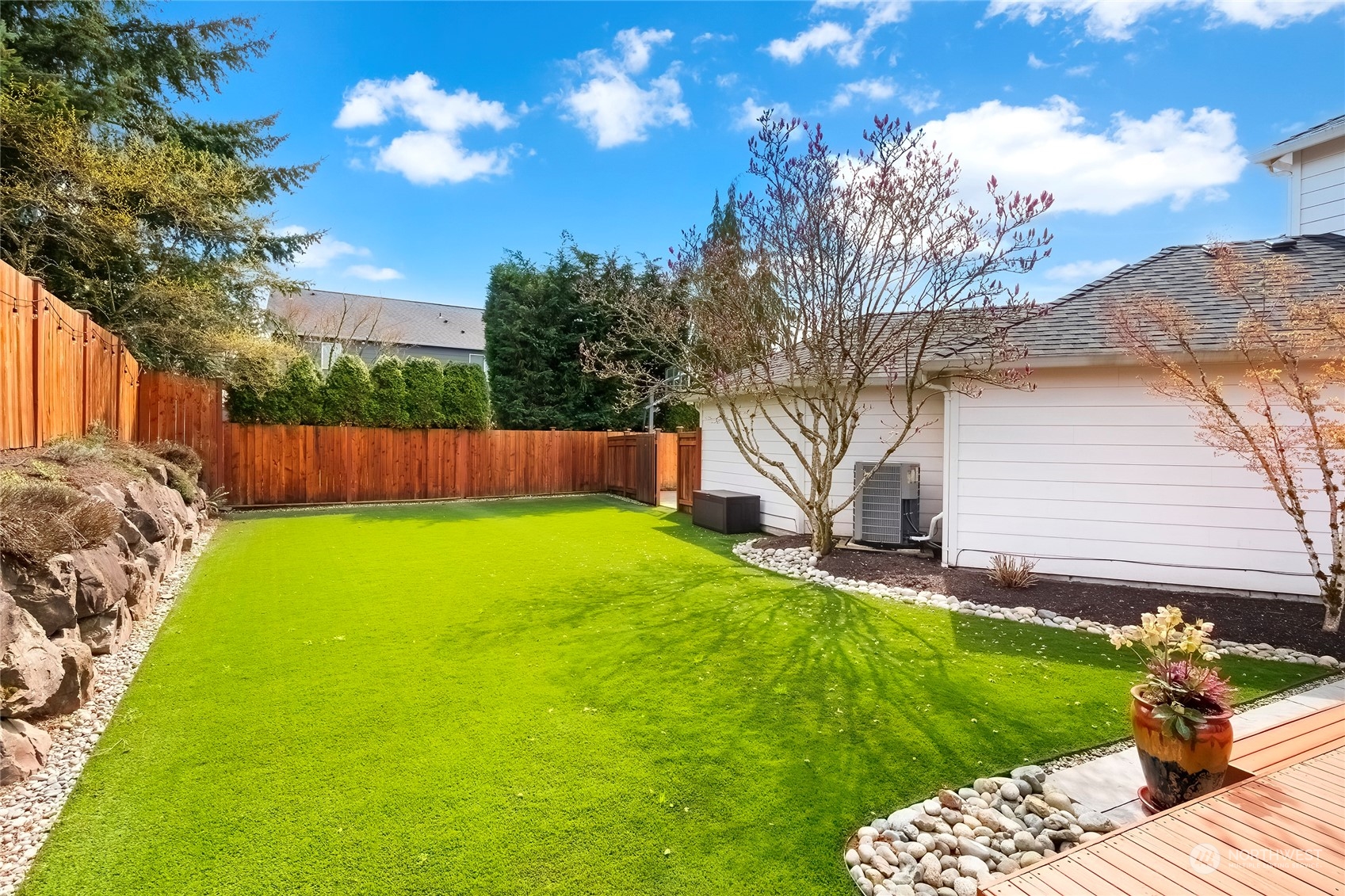 18717 33rd Avenue SE