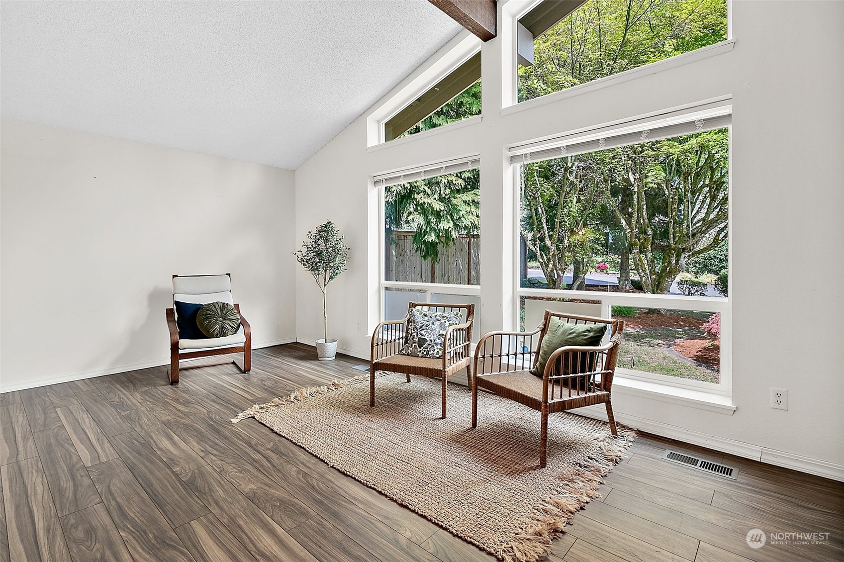 7216 Turquoise Drive SW