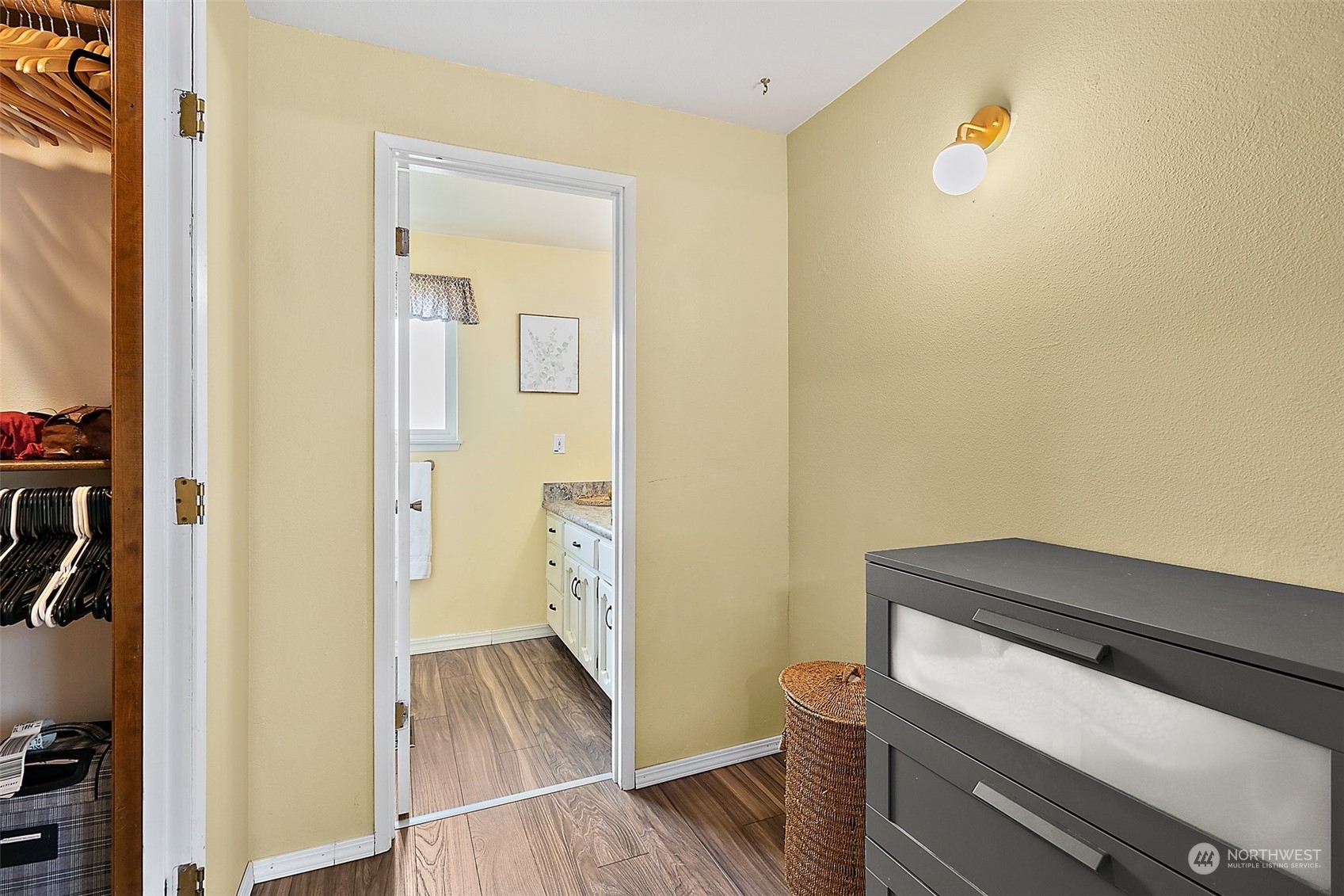 7216 Turquoise Drive SW