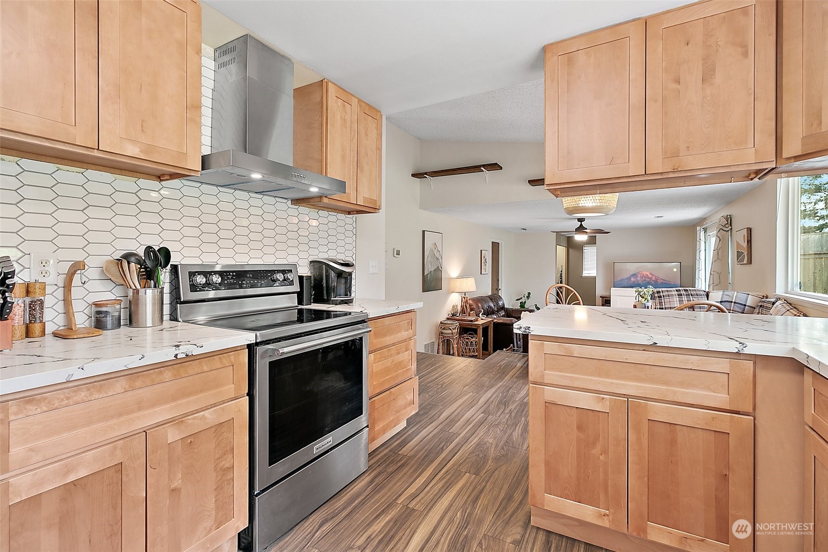 7216 Turquoise Drive SW