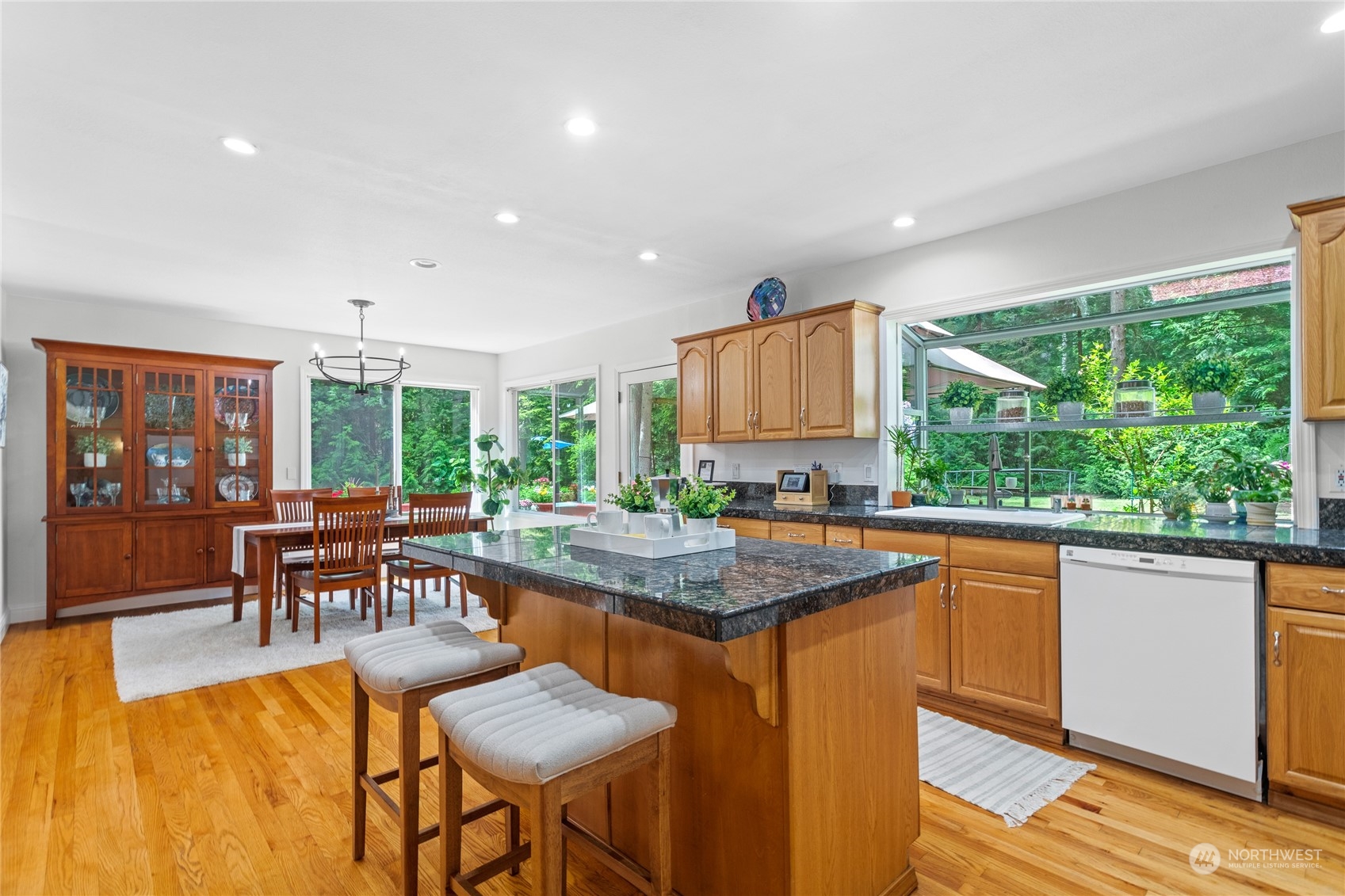 4129 232nd Avenue NE