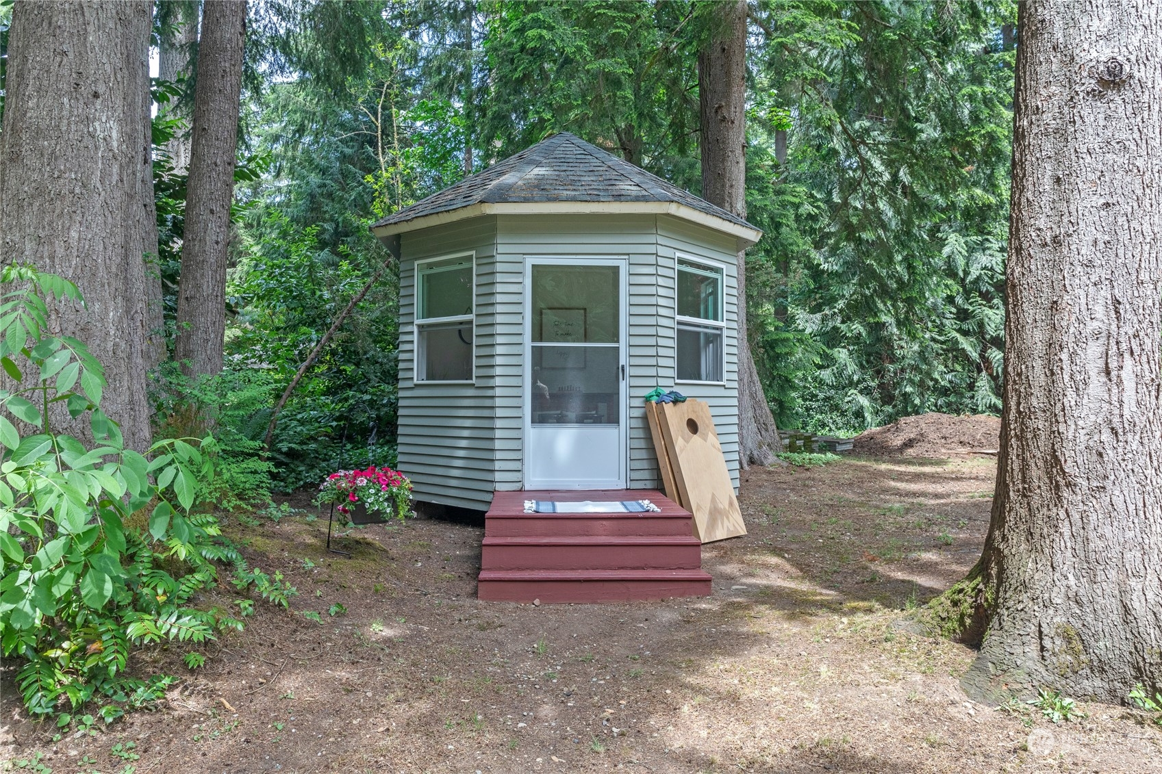 4129 232nd Avenue NE