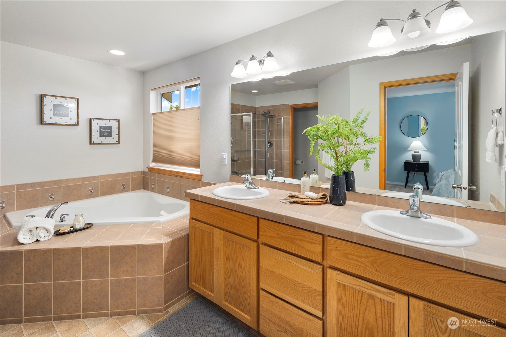 15531 Admiralty Way #2B