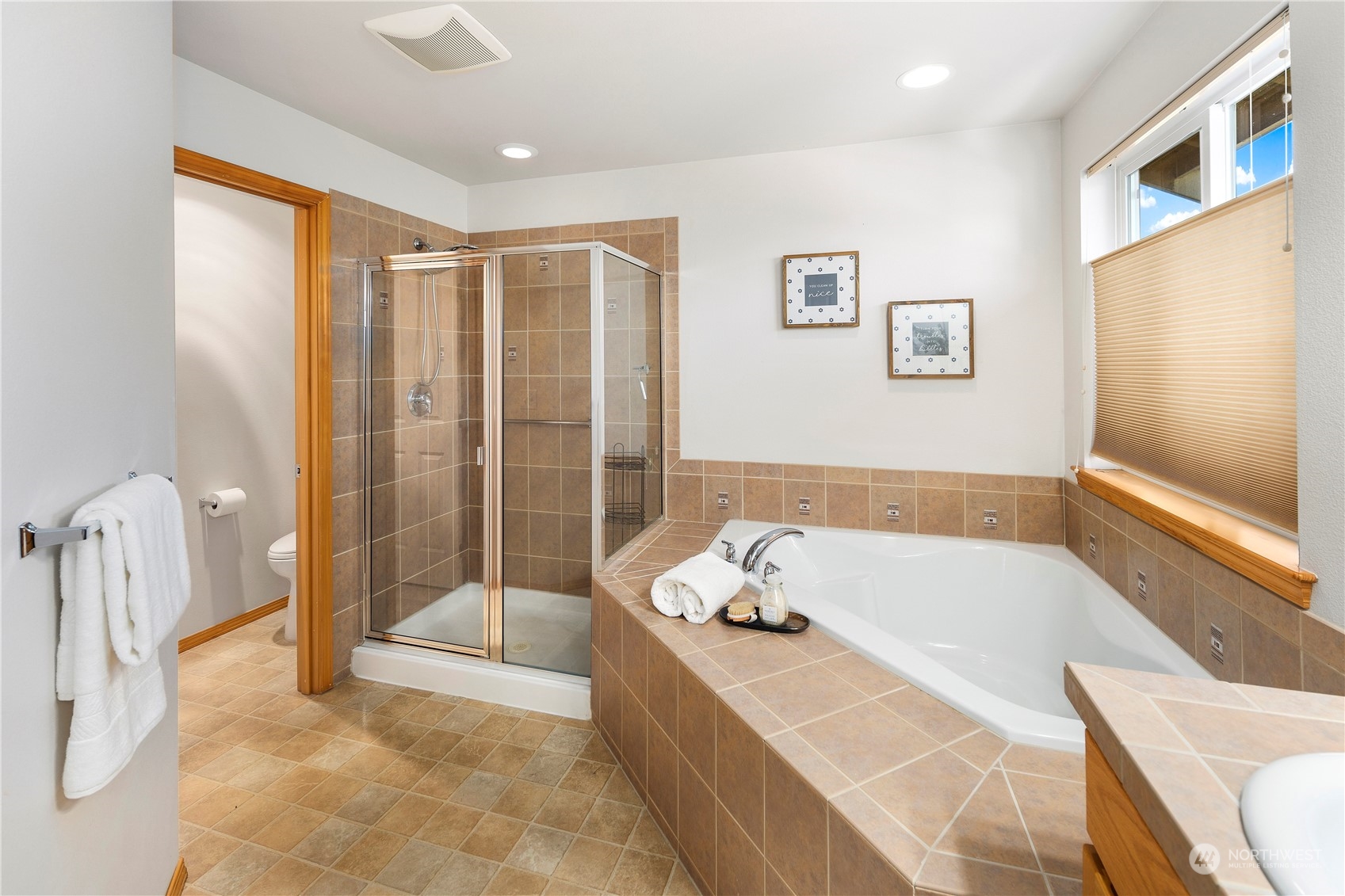 15531 Admiralty Way #2B