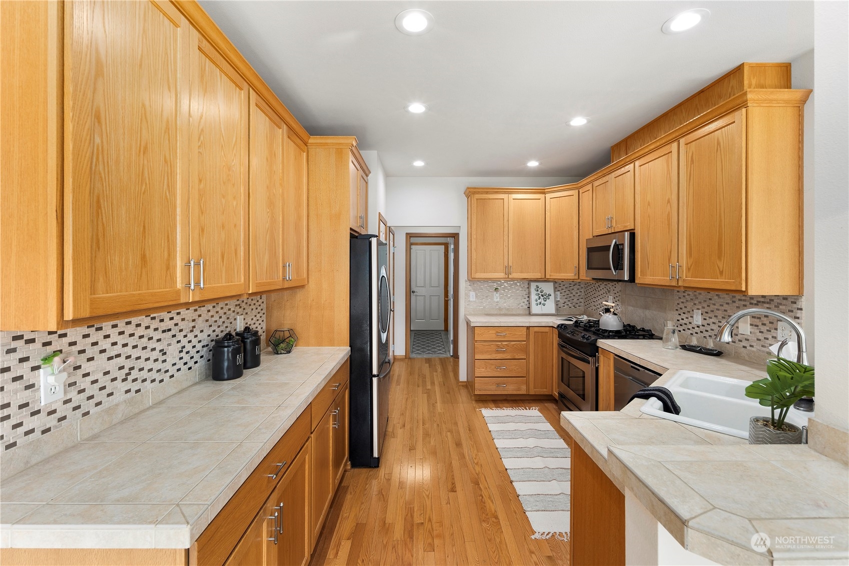 15531 Admiralty Way #2B