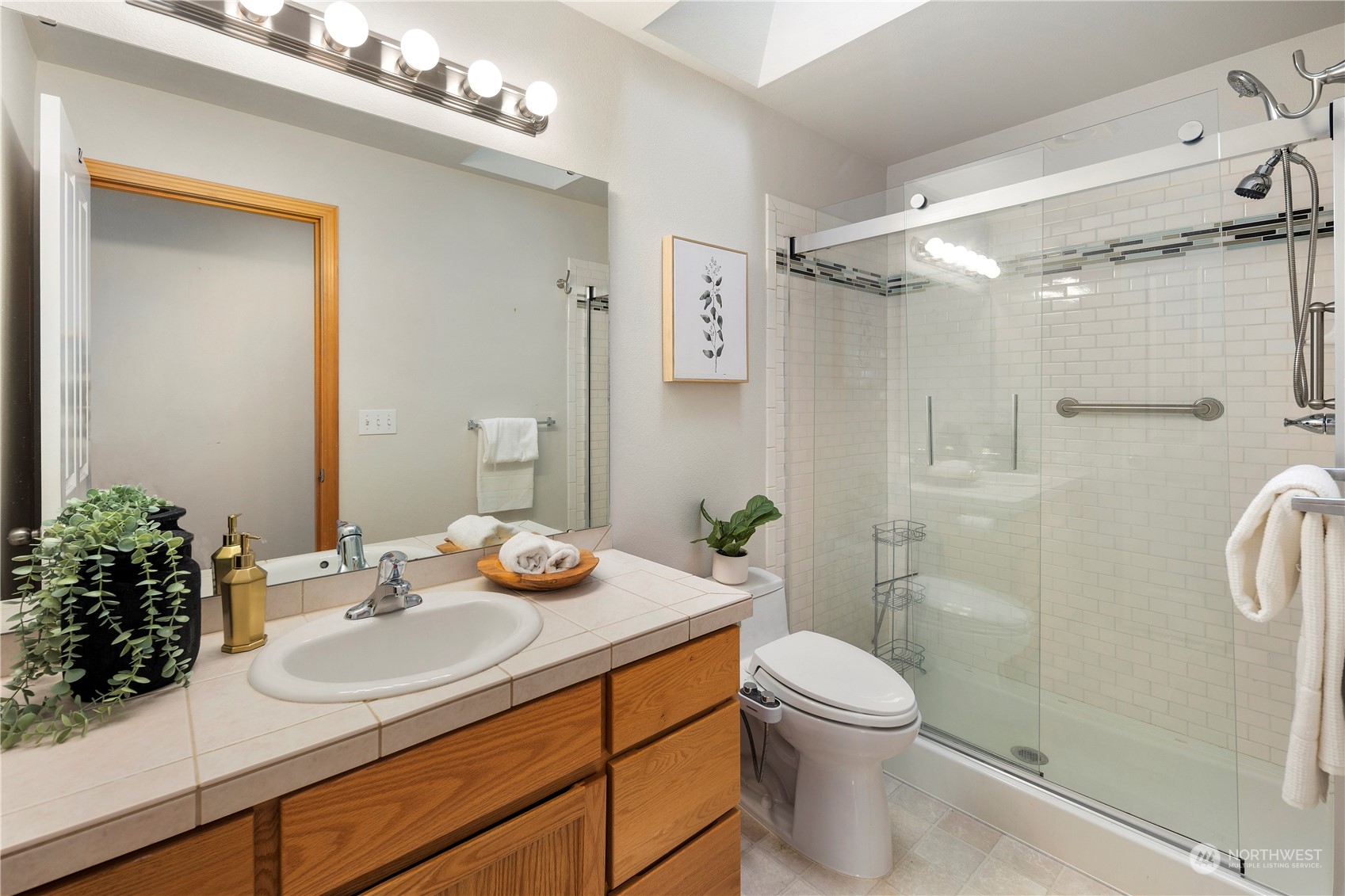 15531 Admiralty Way #2B