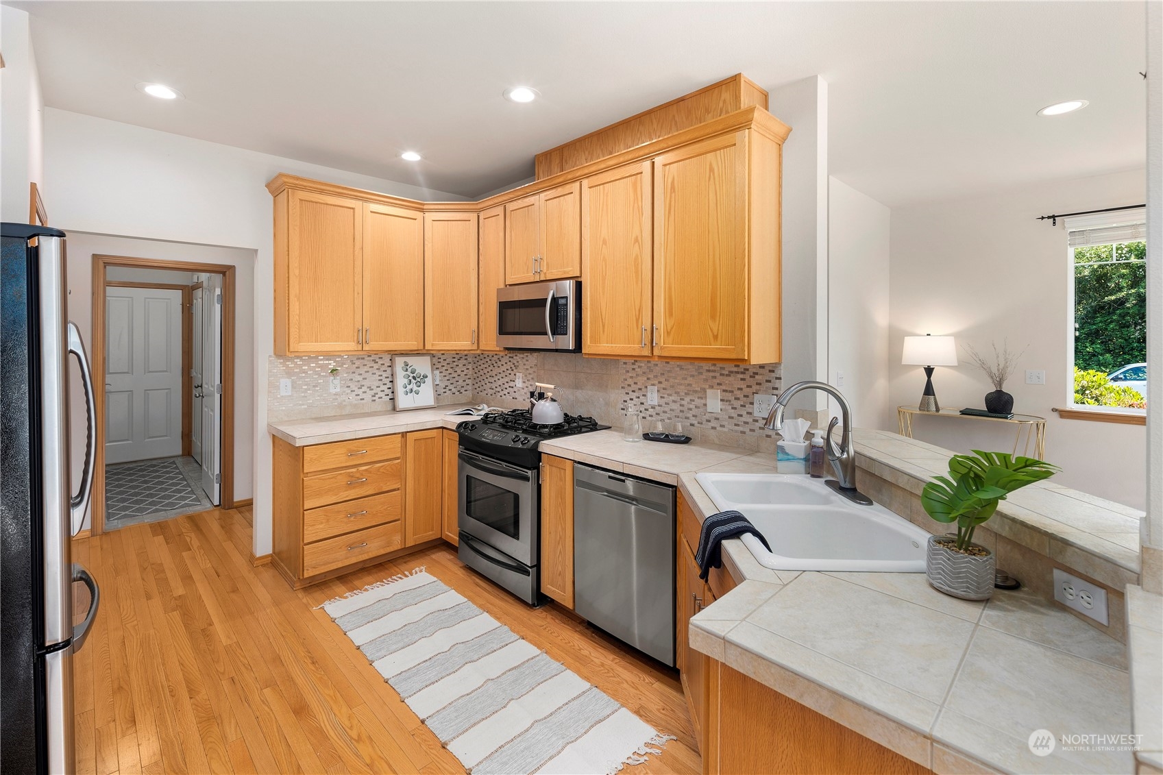 15531 Admiralty Way #2B