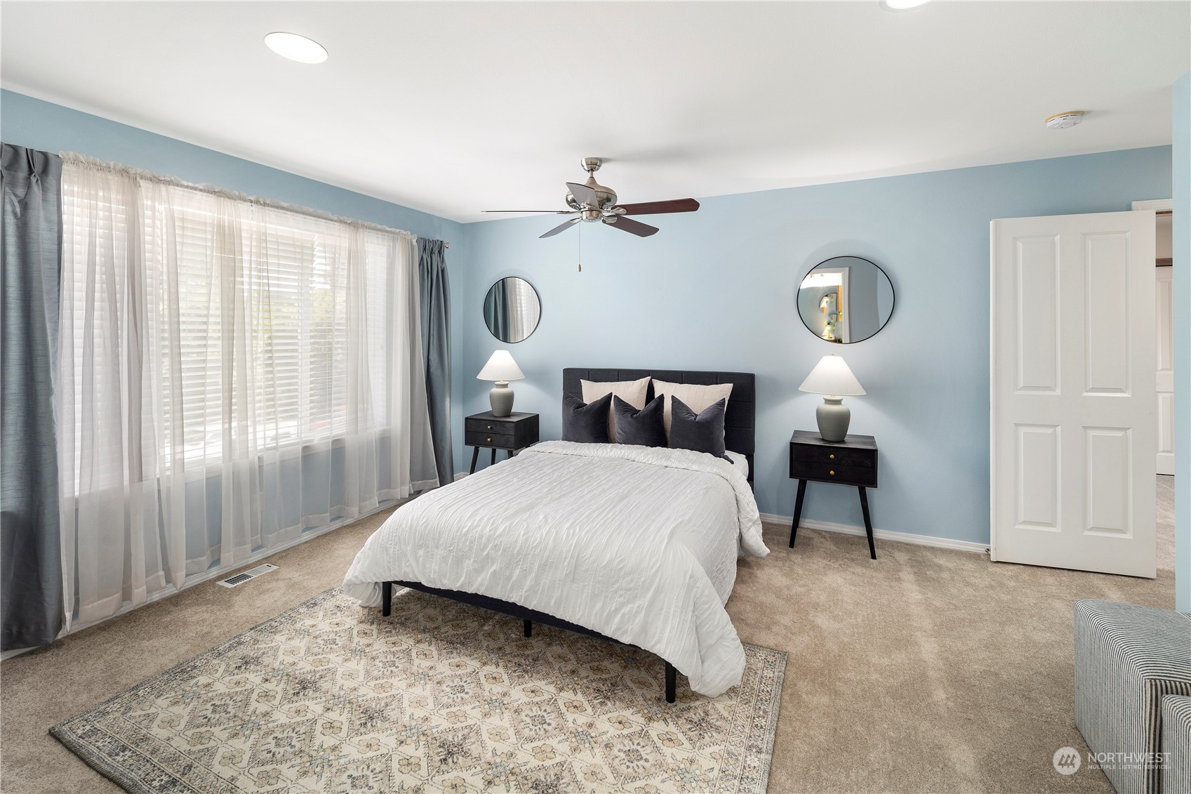 15531 Admiralty Way #2B