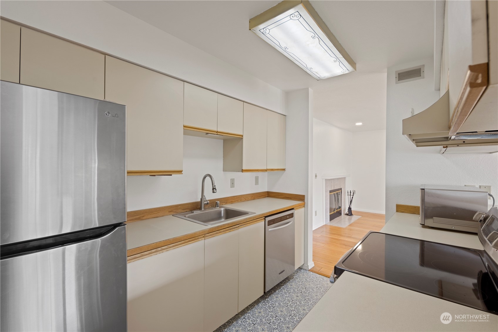 1830 S 336th Street #D102