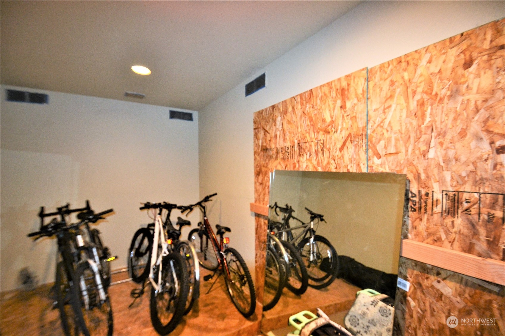 57 Etruria Street Unit: 101