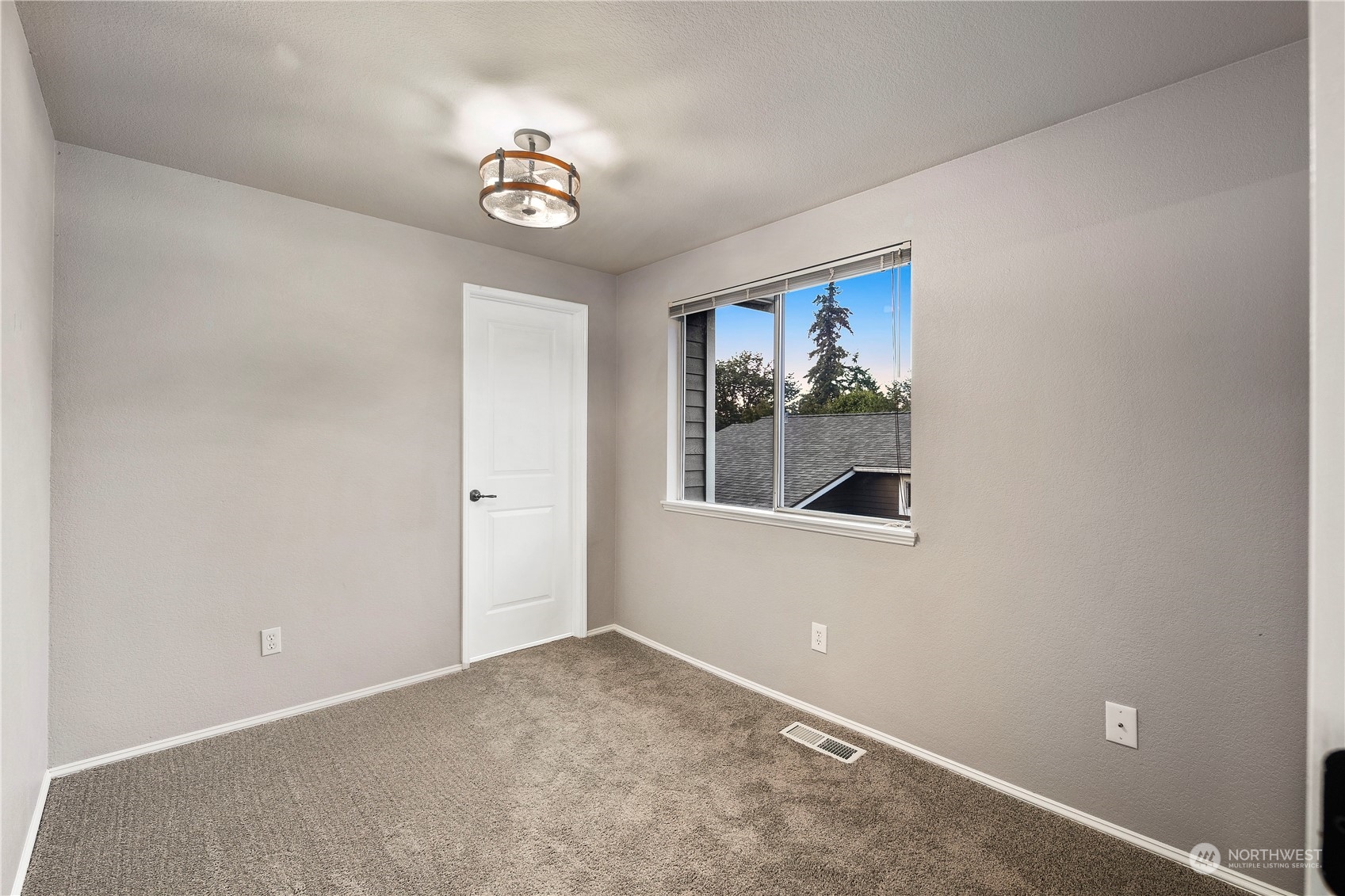 11703 NE 107th Place