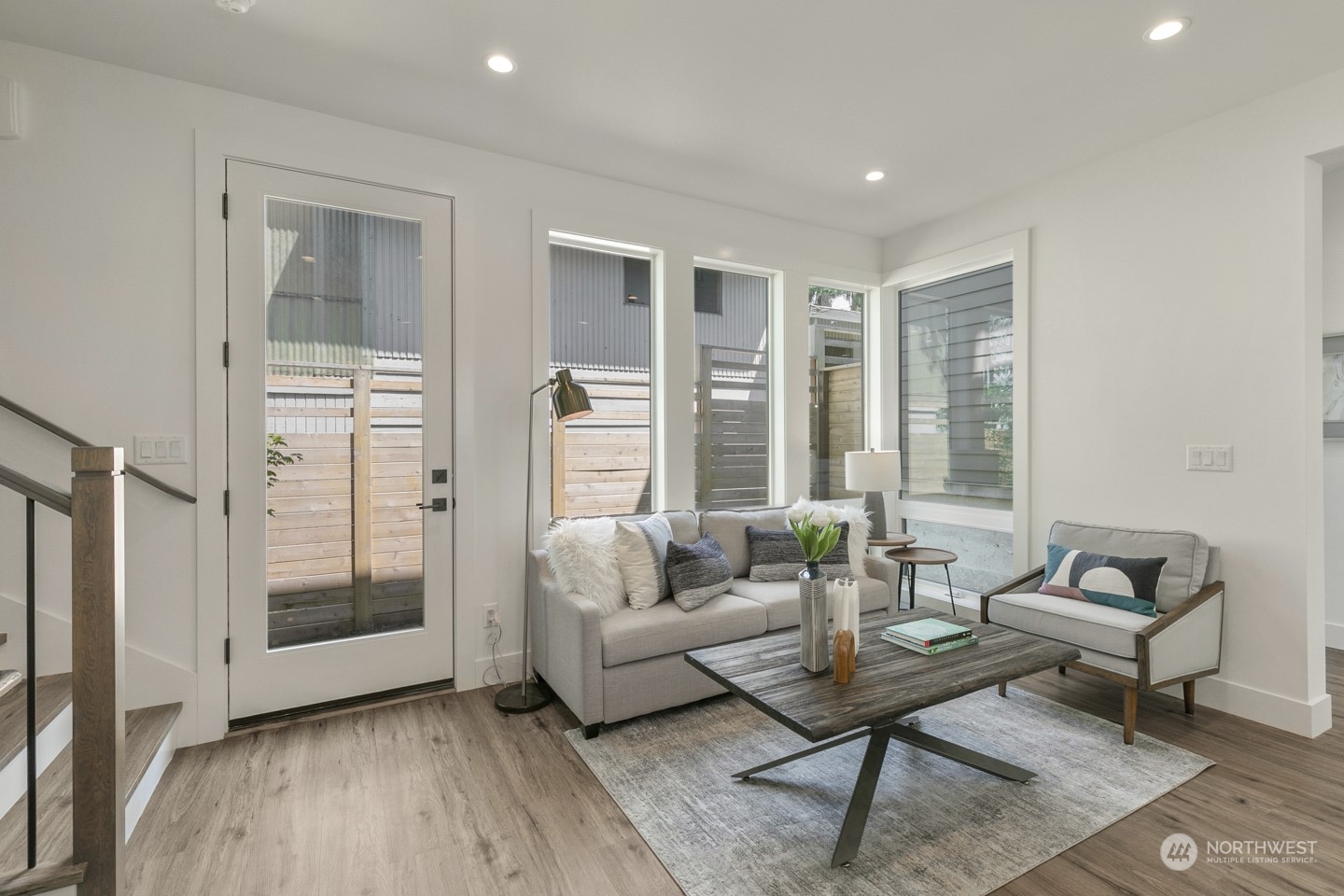 9233 B 3rd Avenue NW