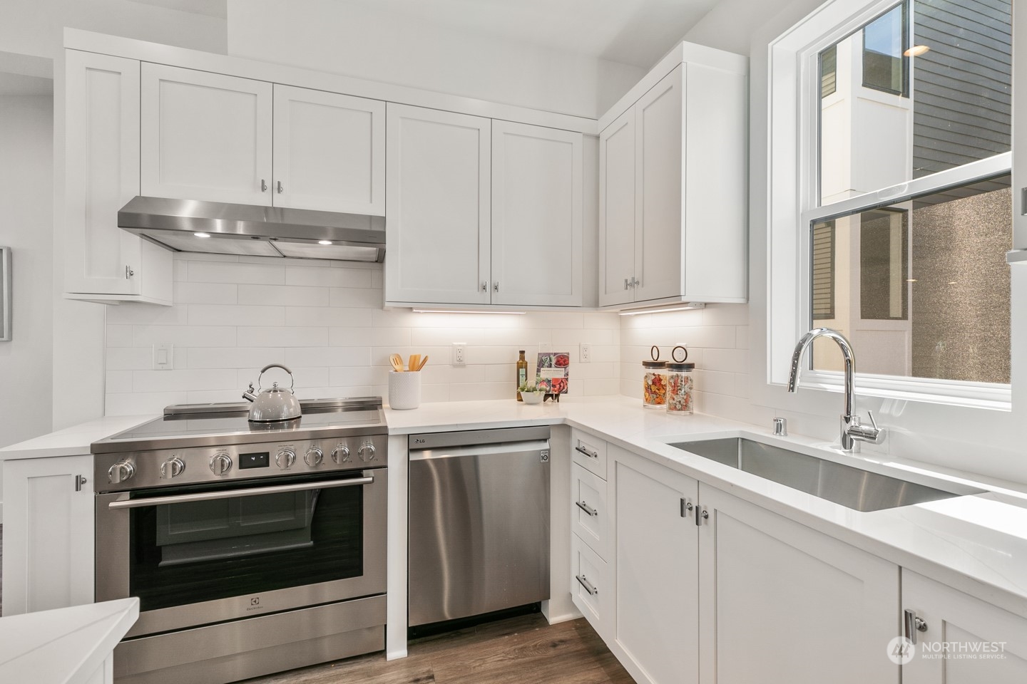 9231 B 3rd Avenue NW