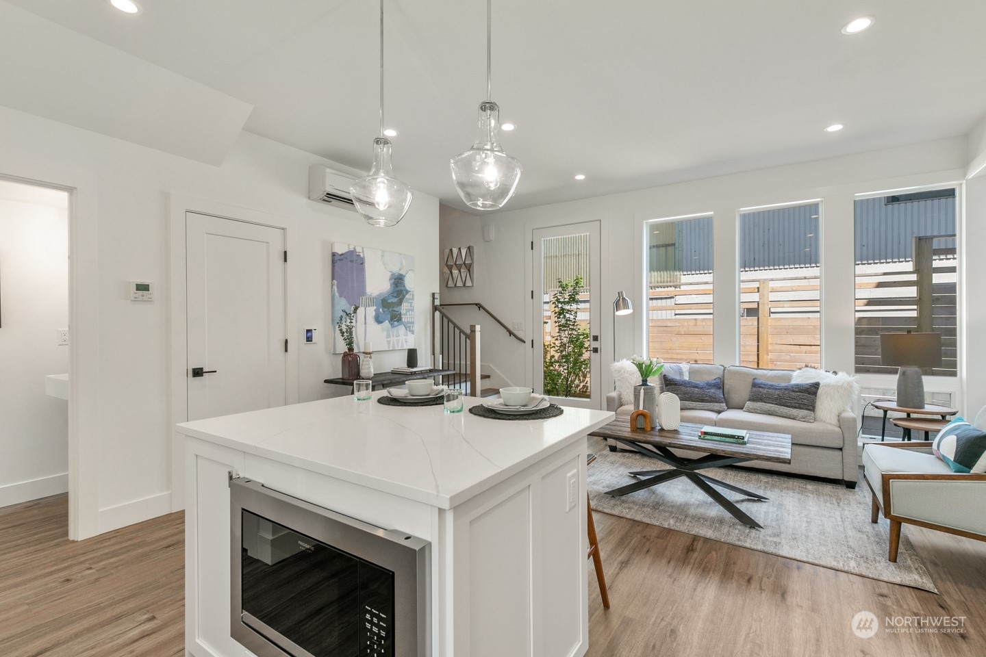 9231 B 3rd Avenue NW