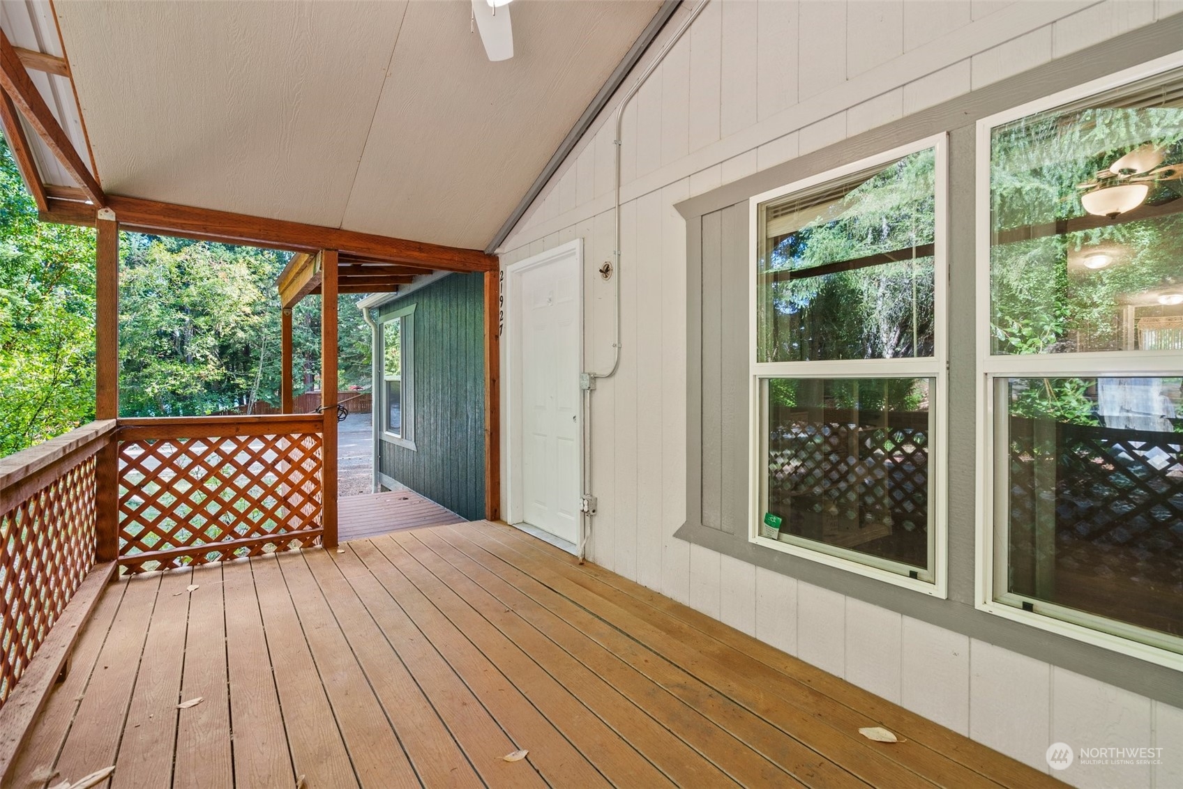 21927 183rd Court SE