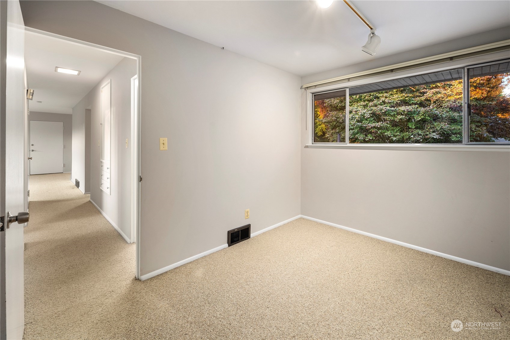 1653 105th Avenue SE