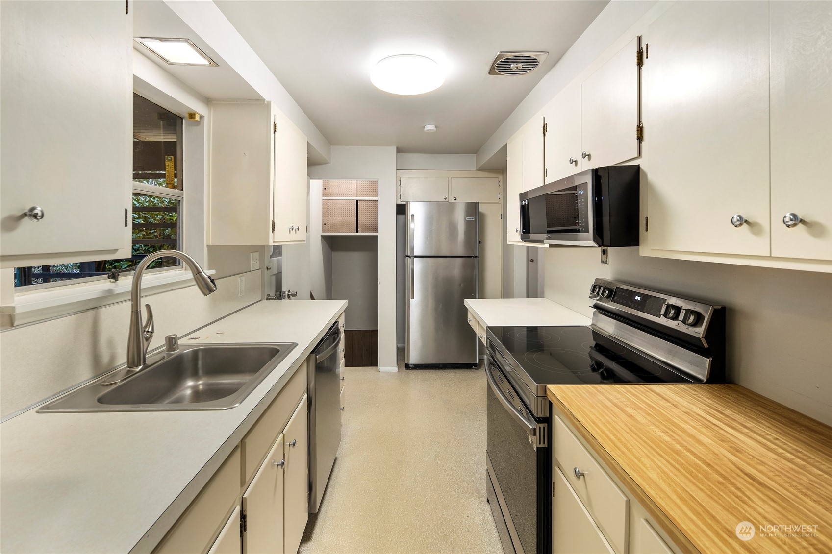 1653 105th Avenue SE