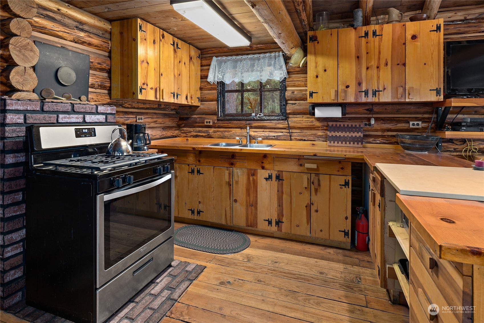 211 Sunshine Ridge Road