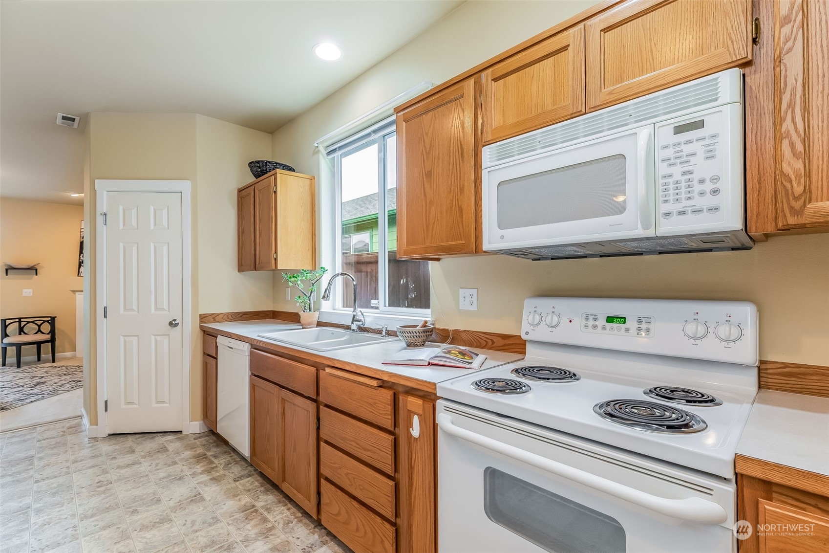 4528 153rd Avenue Ct E