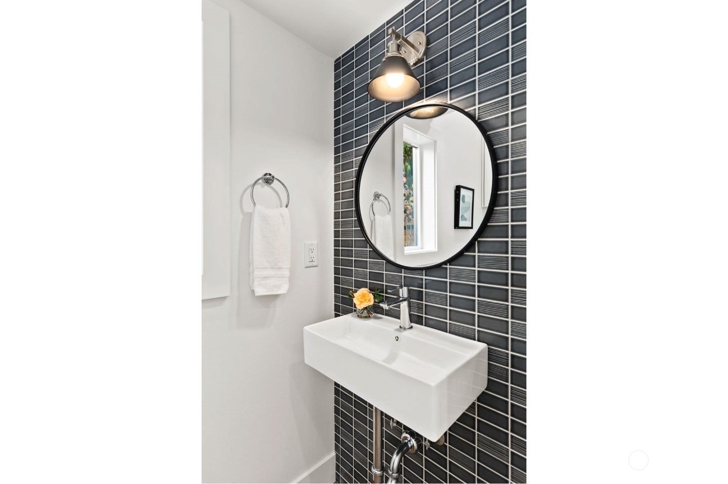 9231 C 3rd Avenue NW