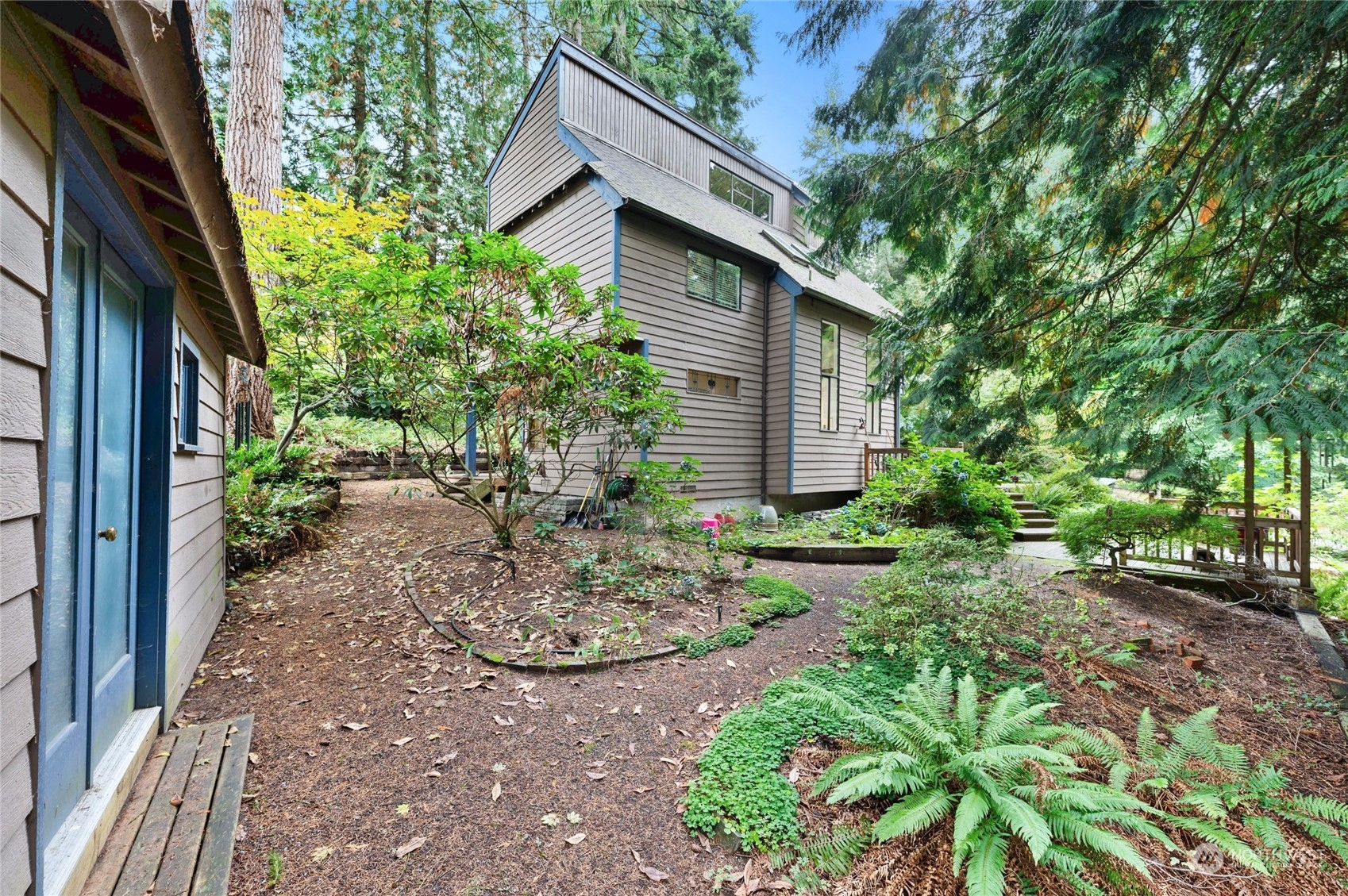 16724 SE Newport Way