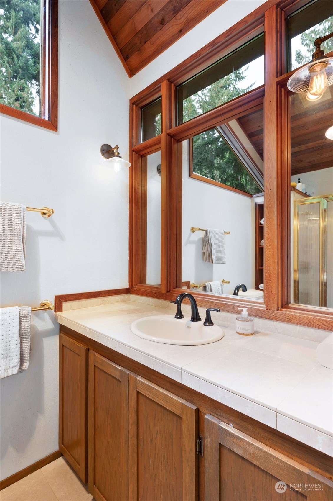 16724 SE Newport Way