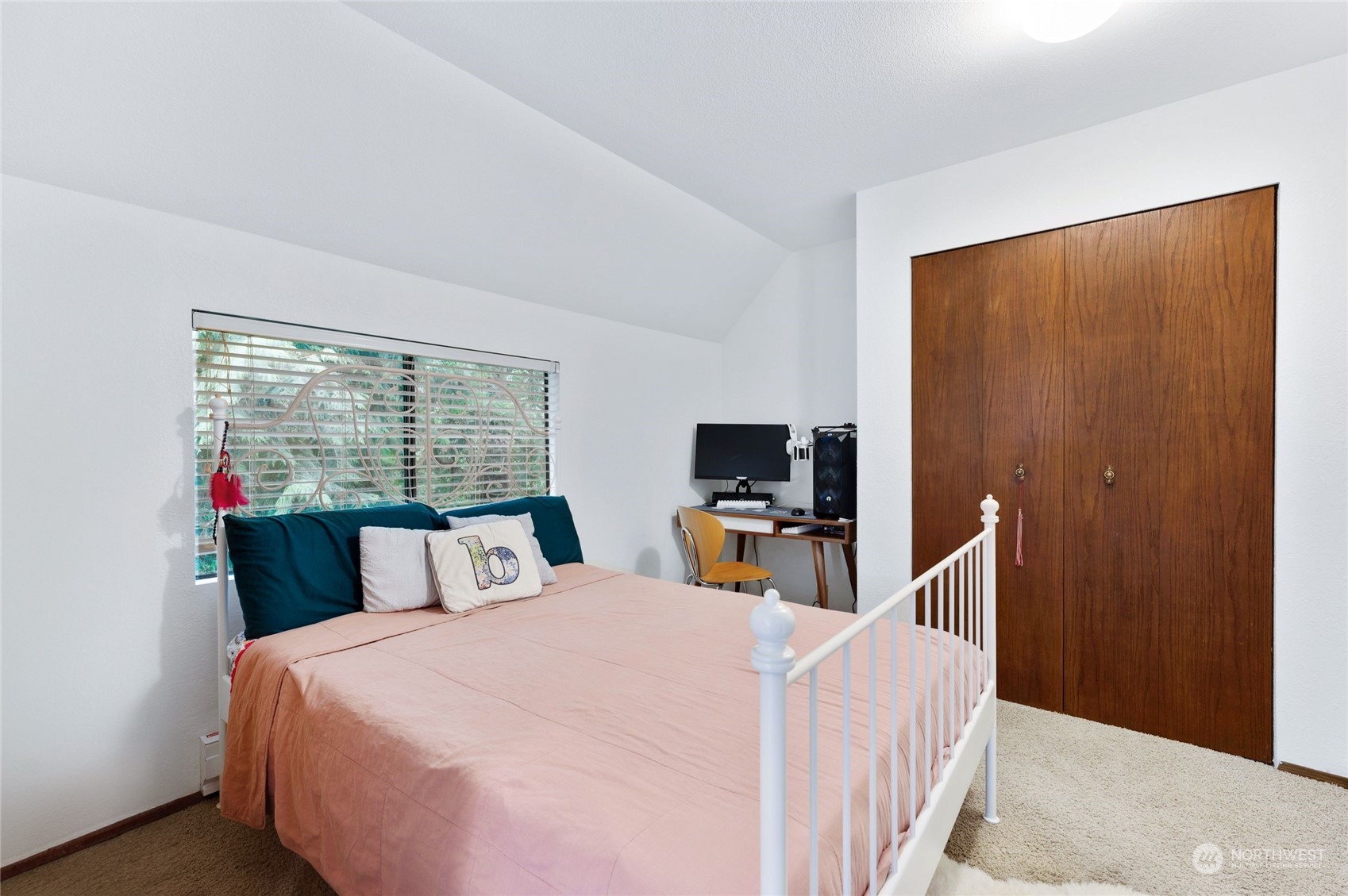 16724 SE Newport Way