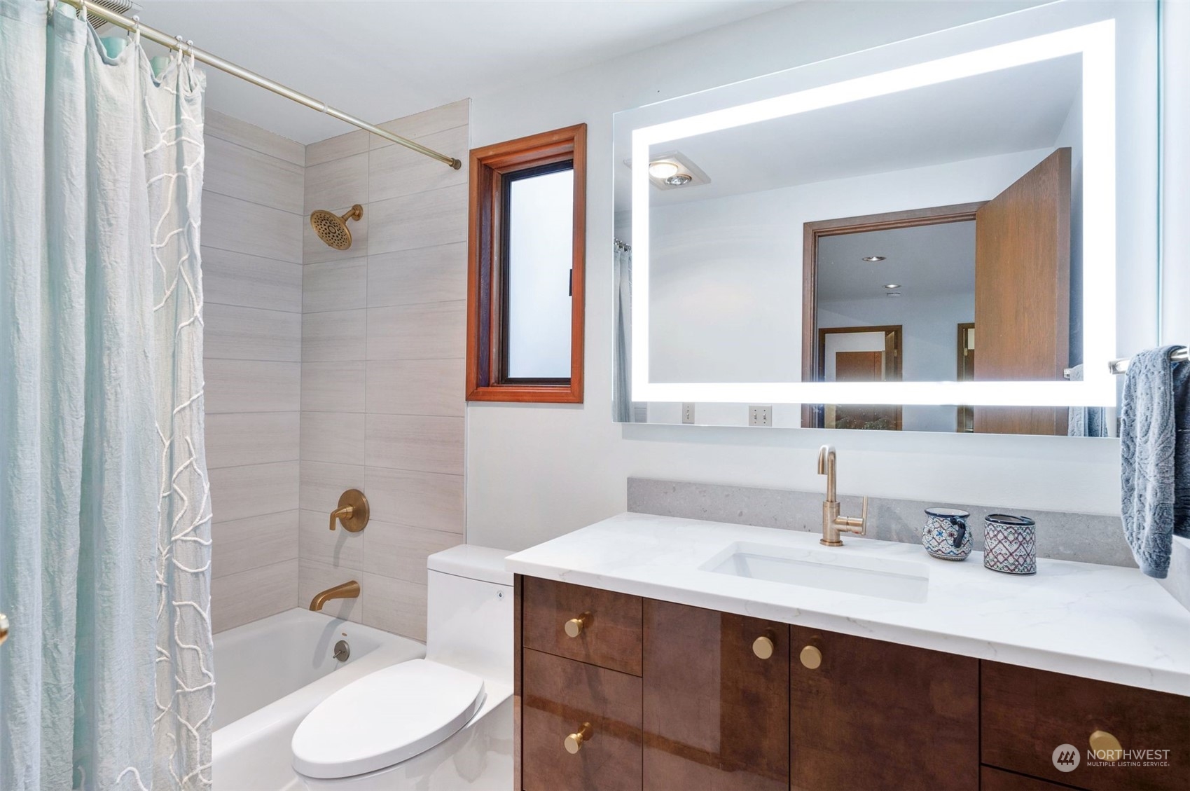 16724 SE Newport Way