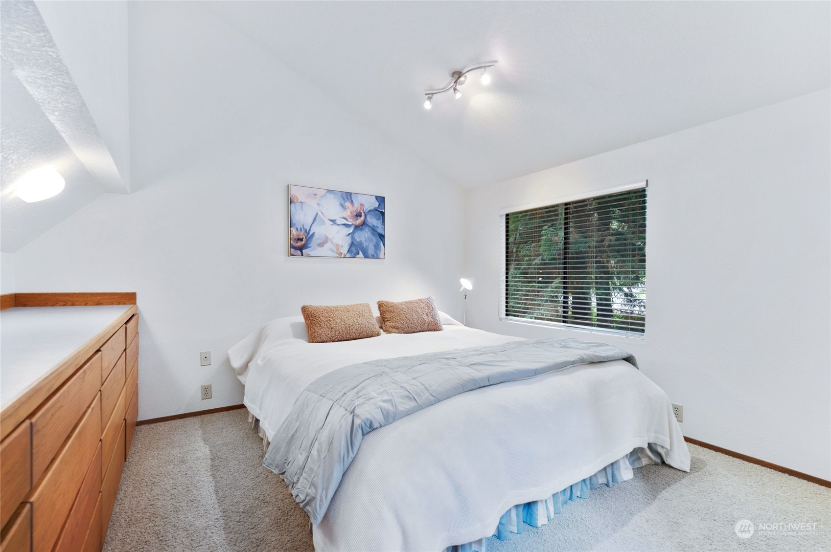 16724 SE Newport Way