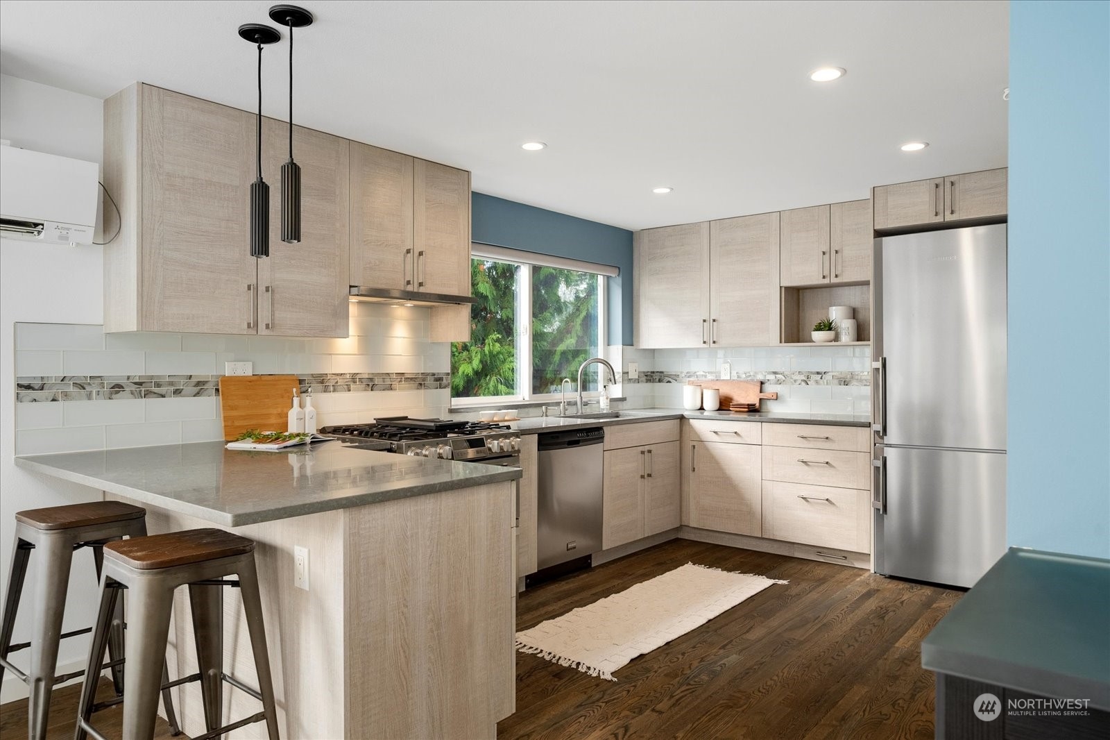 611 N 46th St Street Unit: D